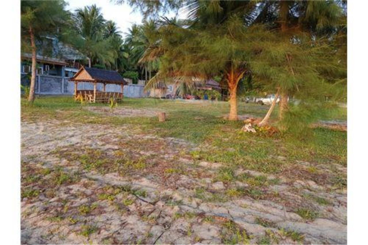 RE/MAX Island Real Estate Agency's Beach Land for sale in Sichon 16