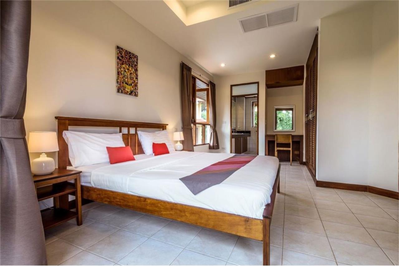 RE/MAX Island Real Estate Agency's Beautiful 3 bedroom villa for sale in Plai Leam 6