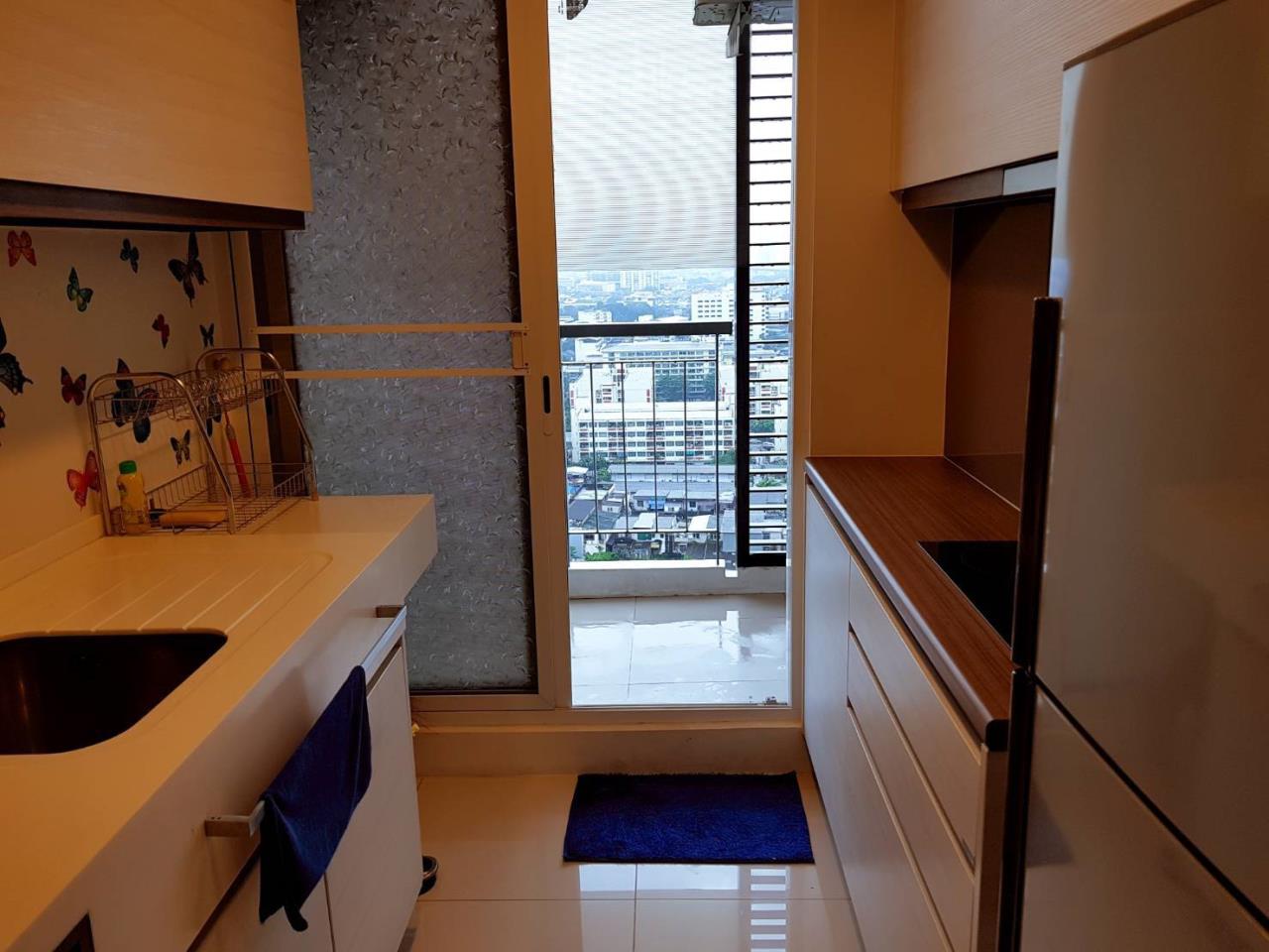 Uptown Assets  Agency's FOR Rent The Room Sathorn-Taksin 11