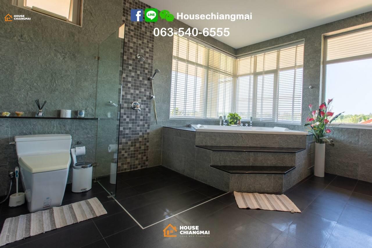Agent - Orawan Rientchaicharoen Agency's Luxury pool villa for Rent in the location at Amphur Sansai 17