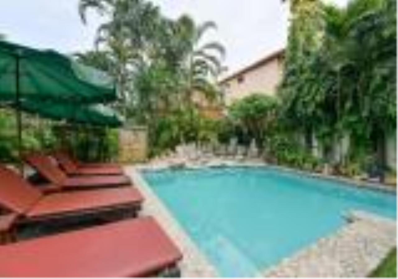 Signature Realty ( Thailand ) Co Ltd Agency's Luxury antique pool villa 6 bedroom 6 bathroom at Thappraya Road. 6