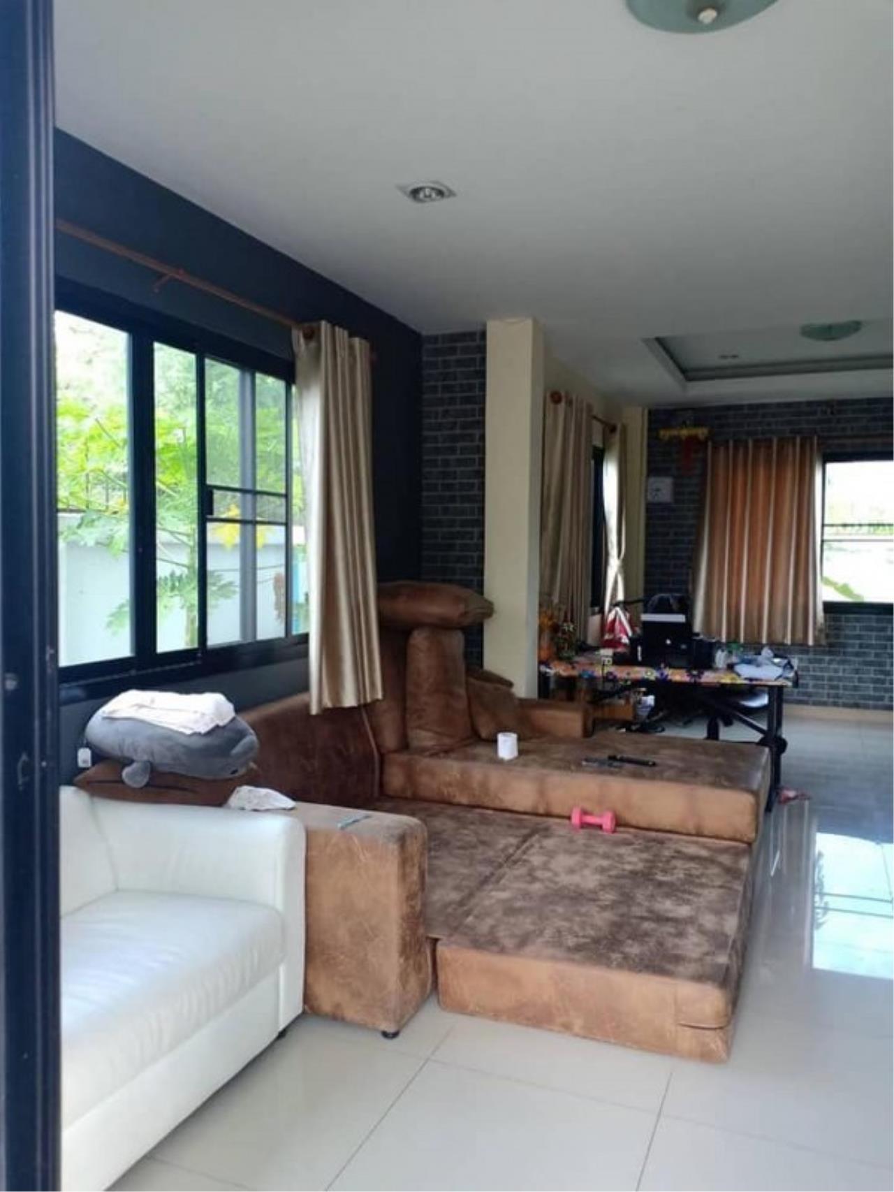 Signature Realty ( Thailand ) Co Ltd Agency's 2 storey house  3 bedroom 3 bathroom fully furnished in Sriracha 5