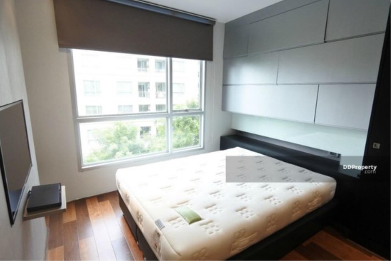 The Agent Property Agency's Condo for sale, The Address Sukhumvit42, size 45.30 sq.m., 5th floor, Building A, 1 bed, 1 bath, city view, decorated in modern style. Sale with furniture, near BTS Ekkamai, BTS Phra Khanong, near Ramindra-At-Narong expressway, Major Ekamai 13