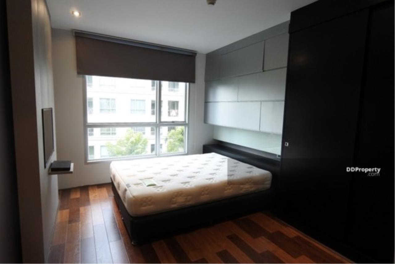 The Agent Property Agency's Condo for sale, The Address Sukhumvit42, size 45.30 sq.m., 5th floor, Building A, 1 bed, 1 bath, city view, decorated in modern style. Sale with furniture, near BTS Ekkamai, BTS Phra Khanong, near Ramindra-At-Narong expressway, Major Ekamai 11