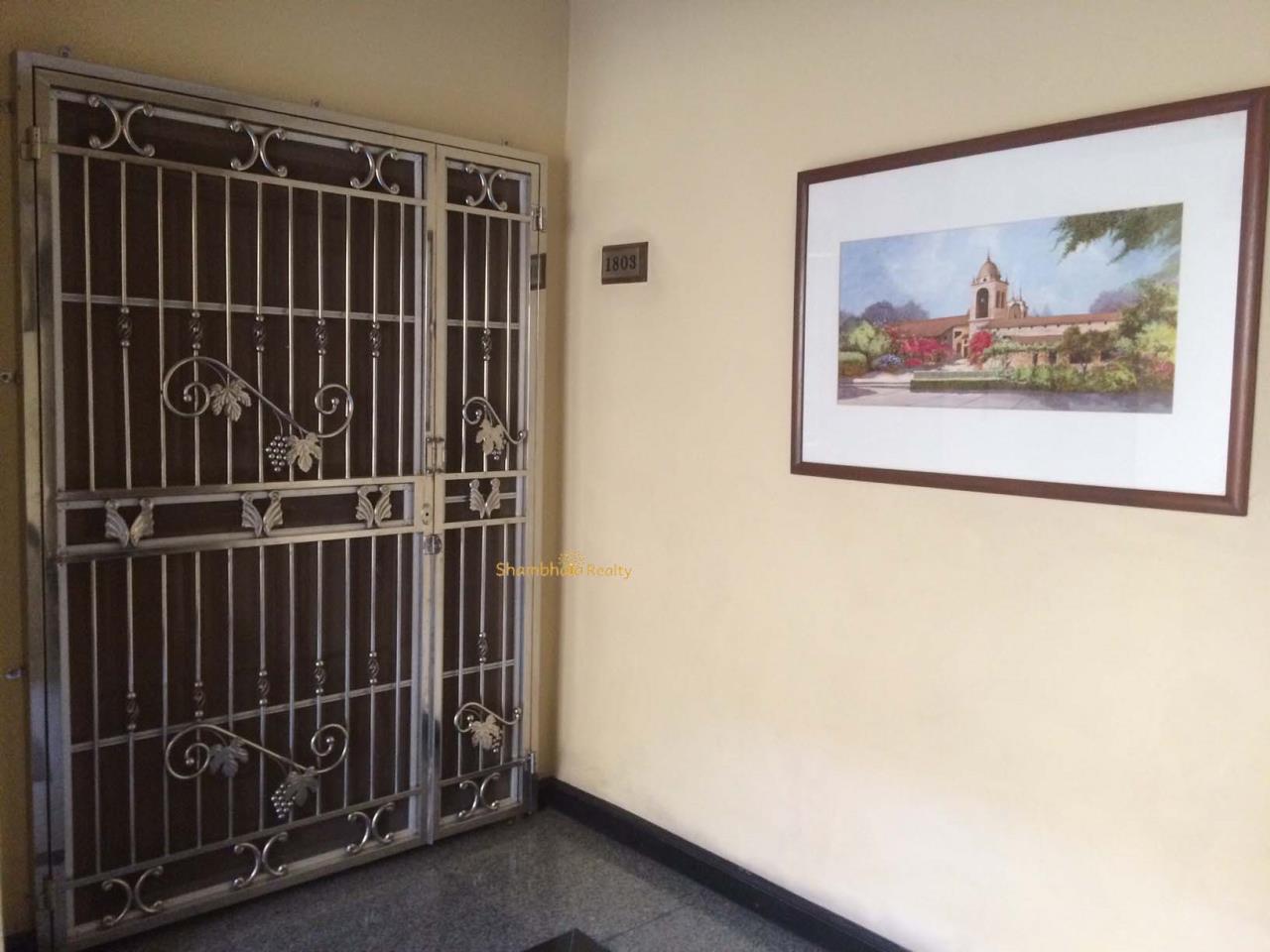 Shambhala Realty Agency's Royal Castle Condominium for Rent in Sukhumvit 39 4