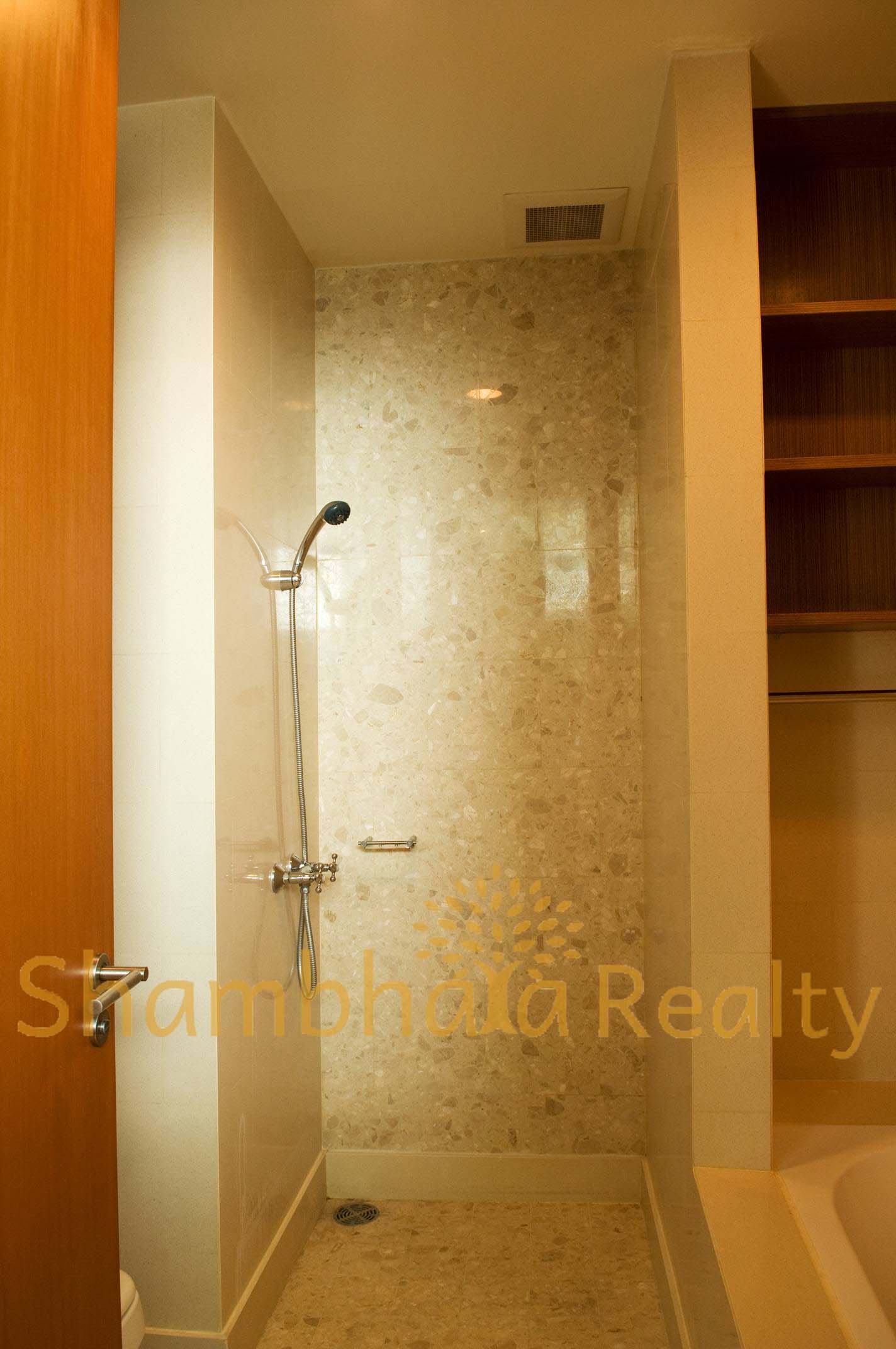 Shambhala Realty Agency's Chatrium The River Luxury 1BR Condo For Rent 7