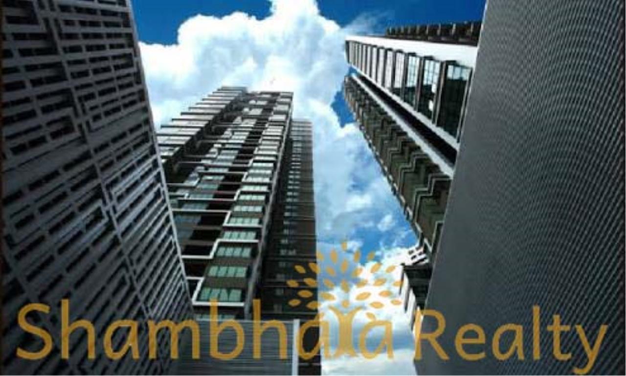 Shambhala Realty Agency's The Emporio Place  Condominium for Rent in Sukhumvit 24 2