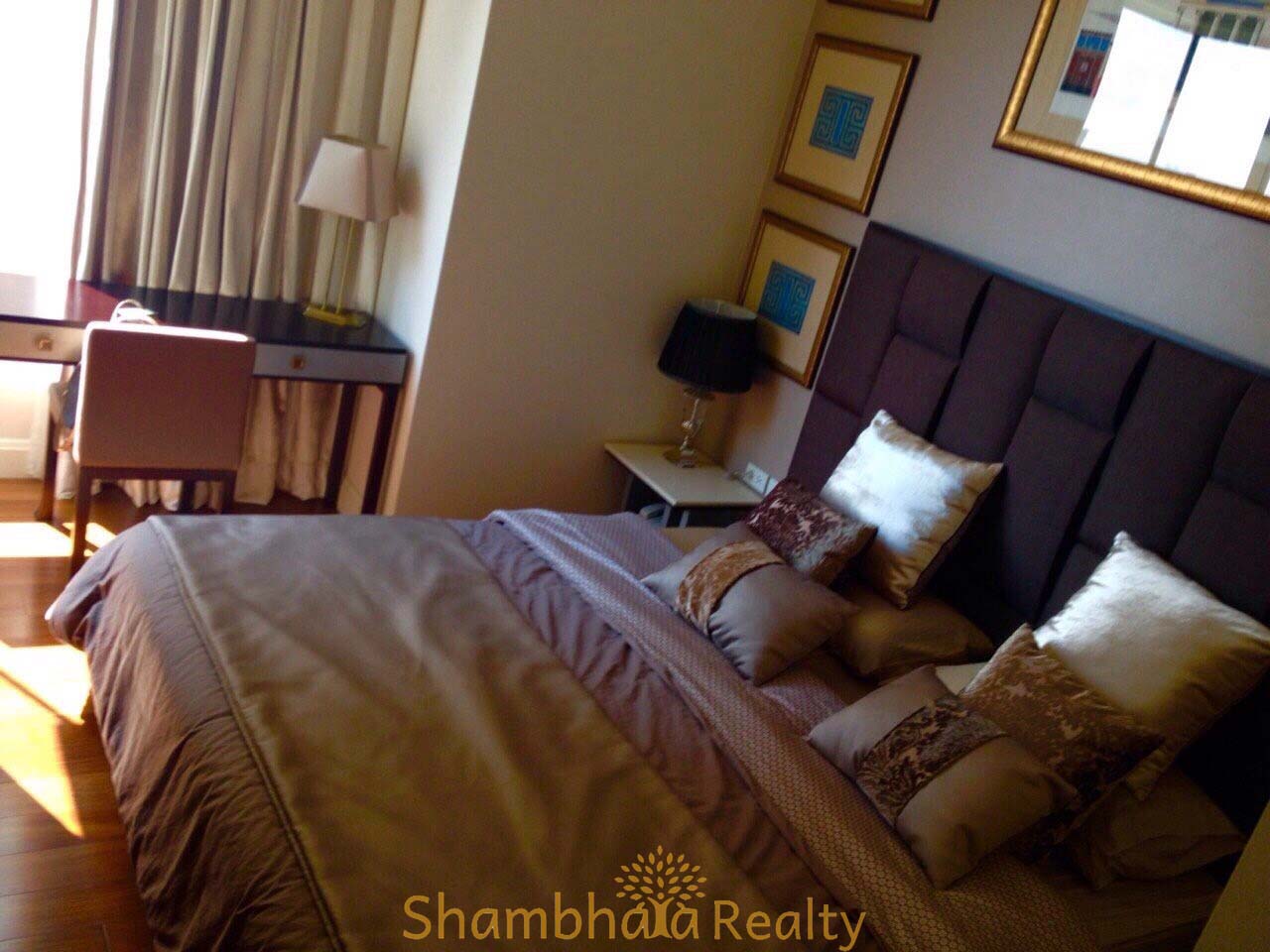 Shambhala Realty Agency's Q Langsuan For Rent 1