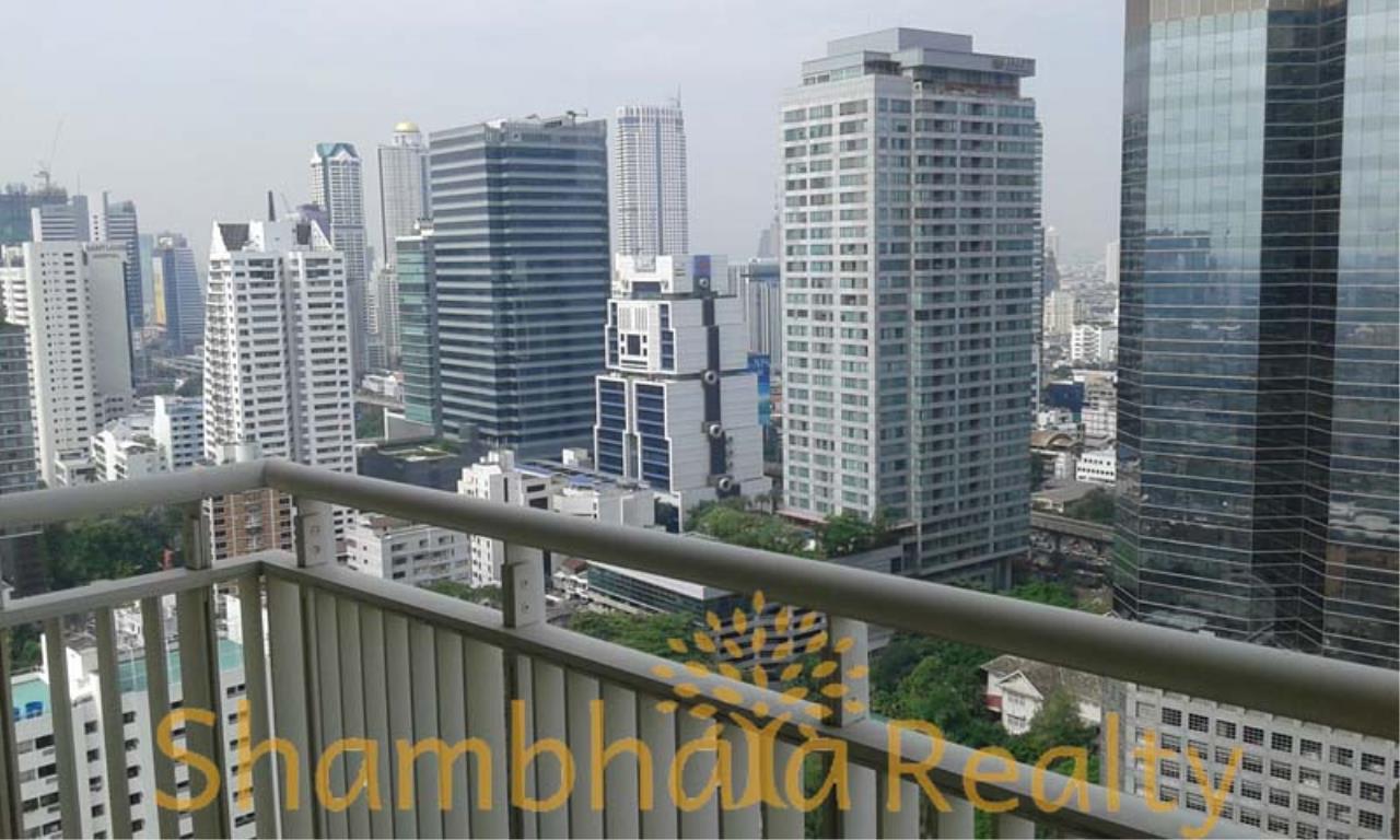 Shambhala Realty Agency's Empire Place Condominium for Rent in Narathiwas - Ratchakarin 13