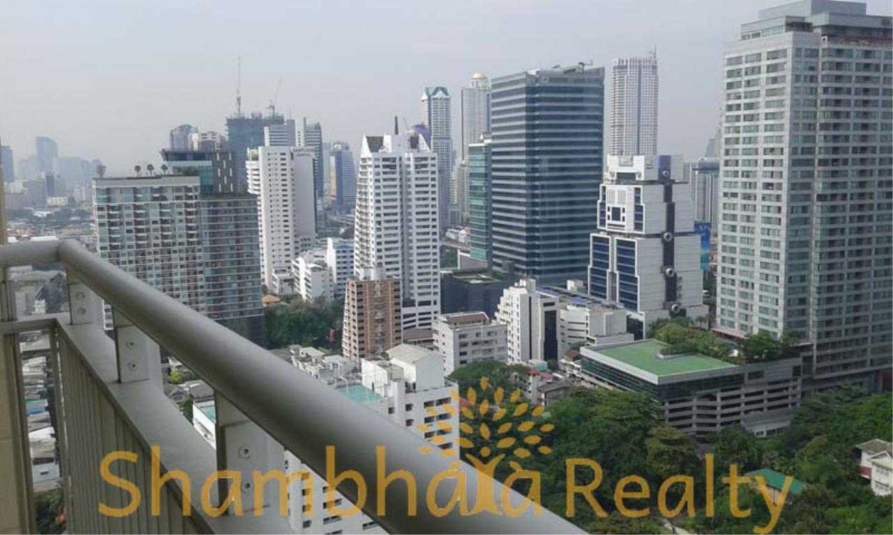 Shambhala Realty Agency's Empire Place Condominium for Rent in Narathiwas - Ratchakarin 9