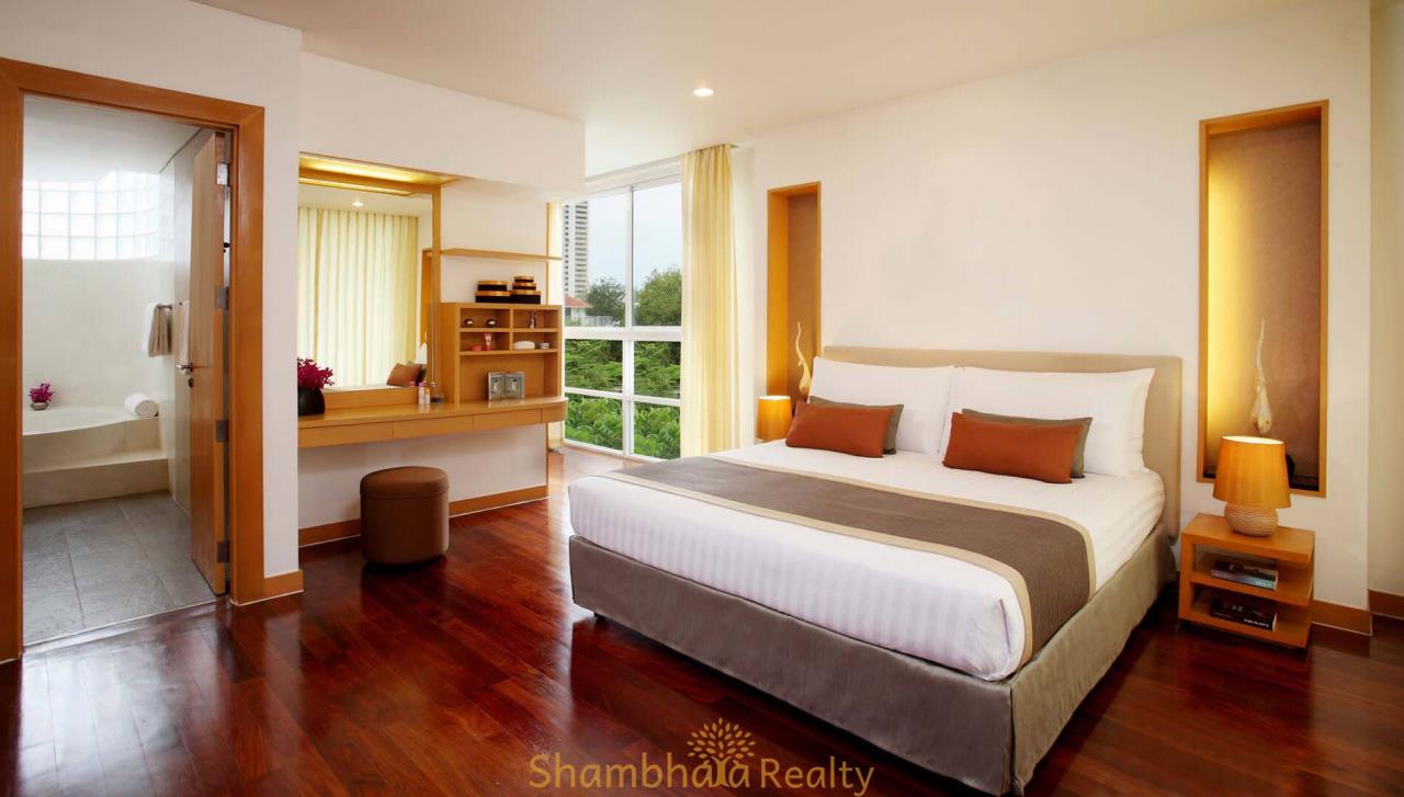 Shambhala Realty Agency's Ekamai Gardens Condominium for Rent in Ekkamai 8 12