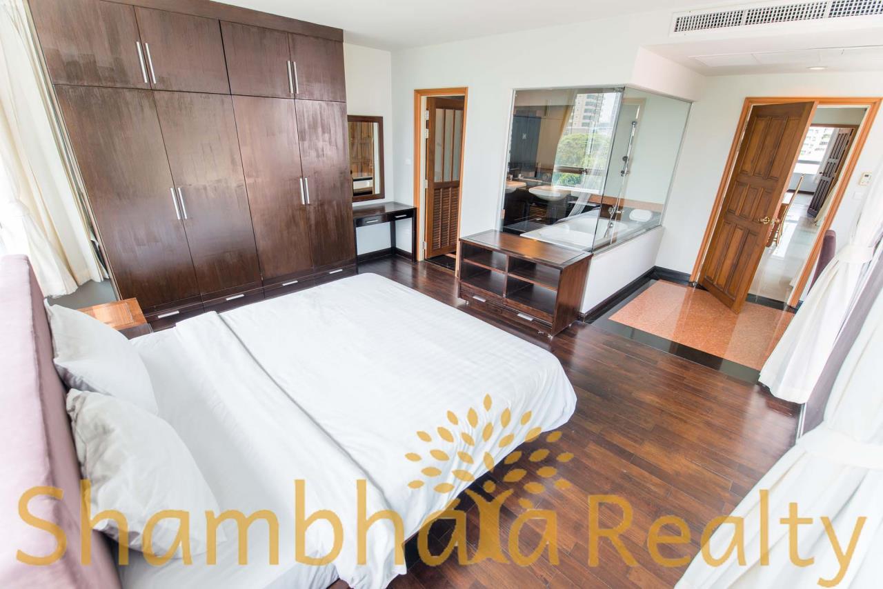 Shambhala Realty Agency's Apartment For Rent Condominium for Rent in Sathorn-Silom. BTS Chong Nontri 1