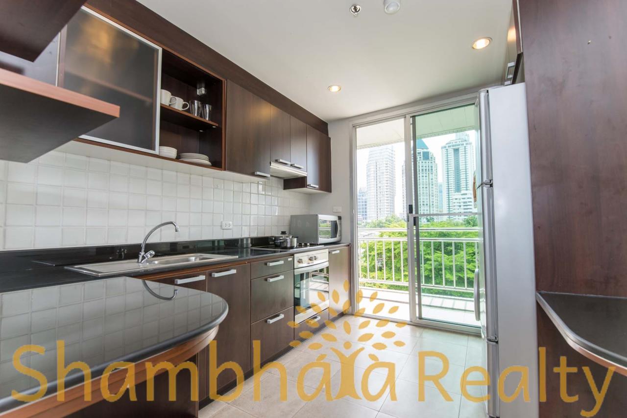 Shambhala Realty Agency's Apartment For Rent Condominium for Rent in Sathorn-Silom. BTS Chong Nontri 6