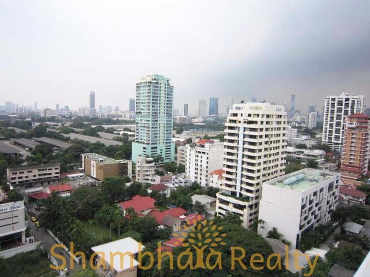 Shambhala Realty Agency's Sukhumvit Park Condominium for Sale in Sukhumvit 10 6