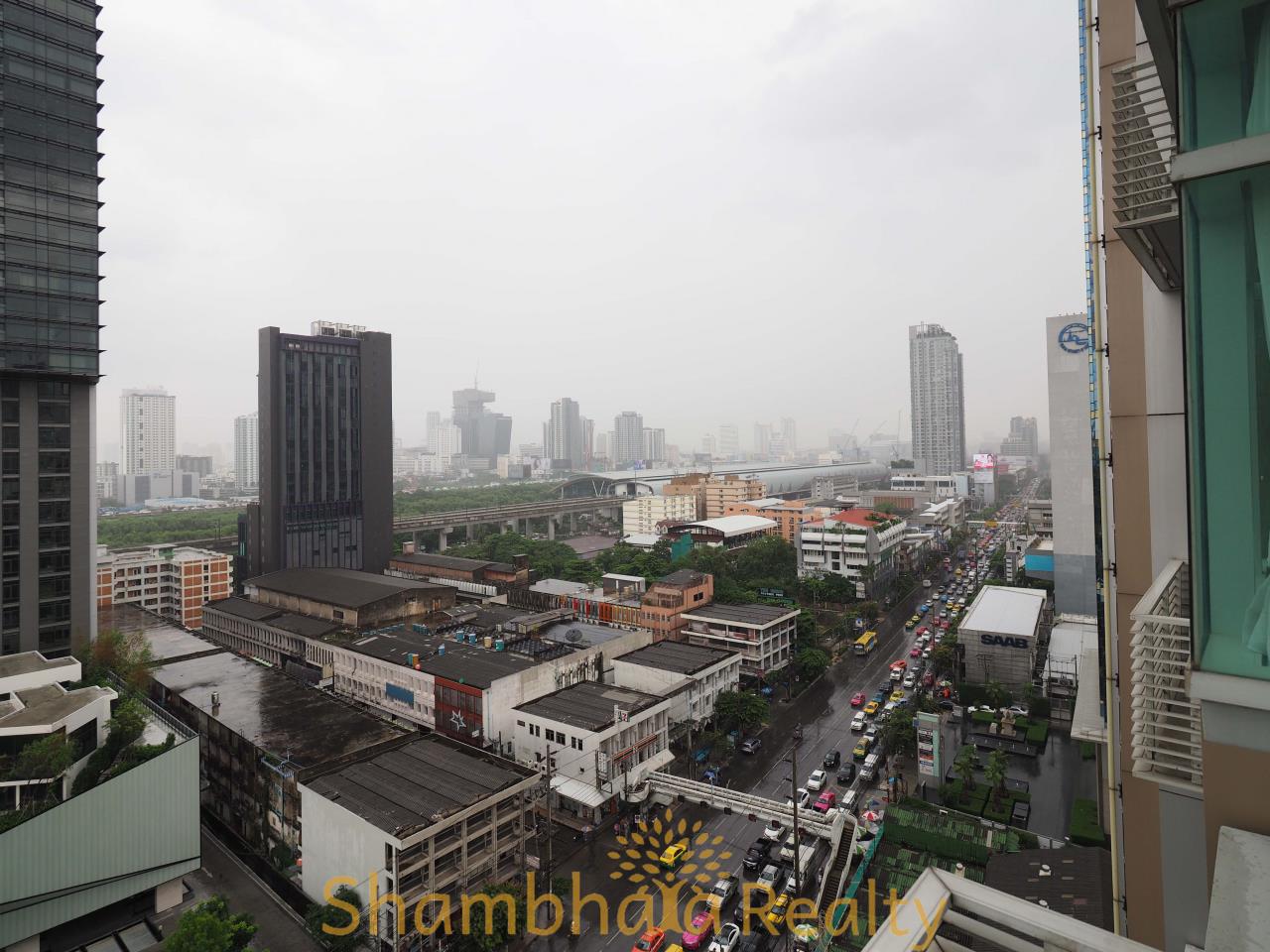 Shambhala Realty Agency's Circle Condominium for Rent in Petchaburi-tudmai 15