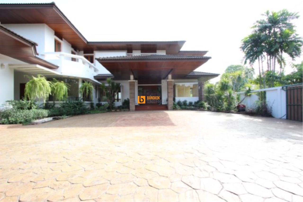 Bangkok Condo Finder Agency's Moobaan Panya House for Rent 4