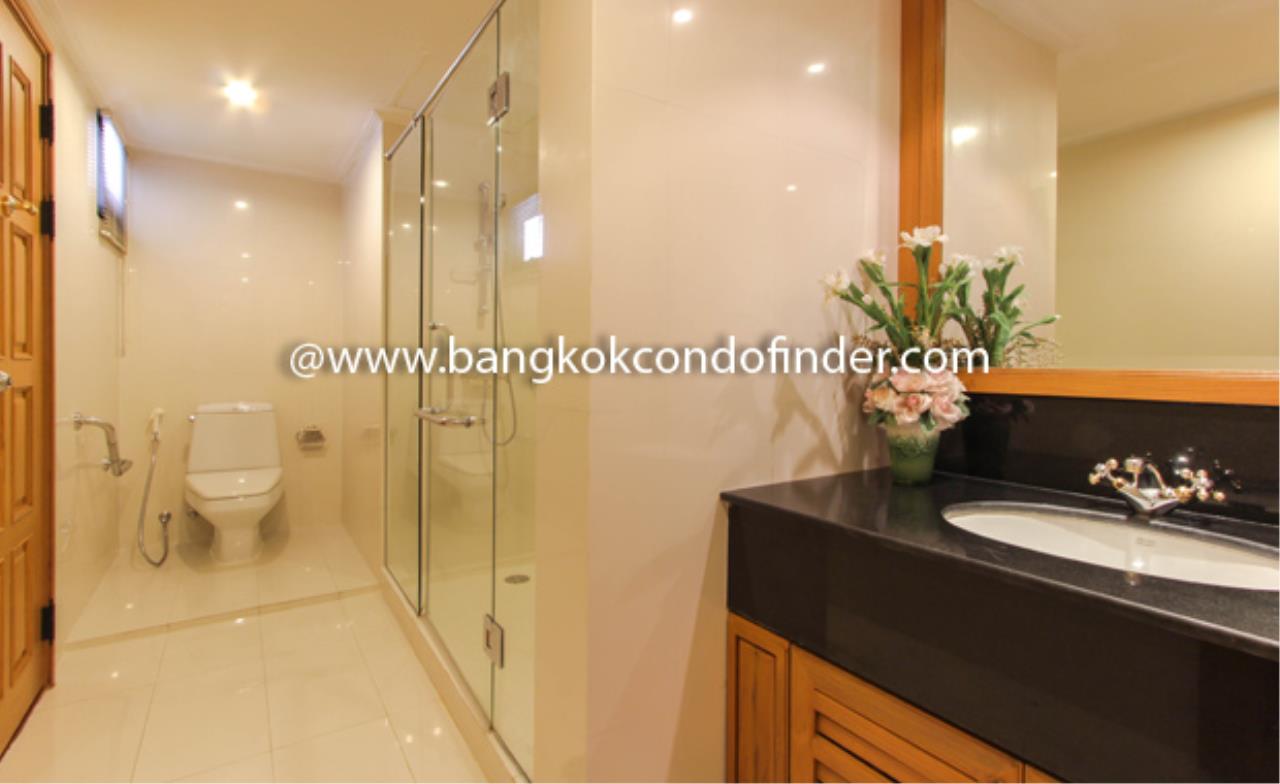 Bangkok Condo Finder Agency's Centre Point Phromphong Condominium for Rent 10
