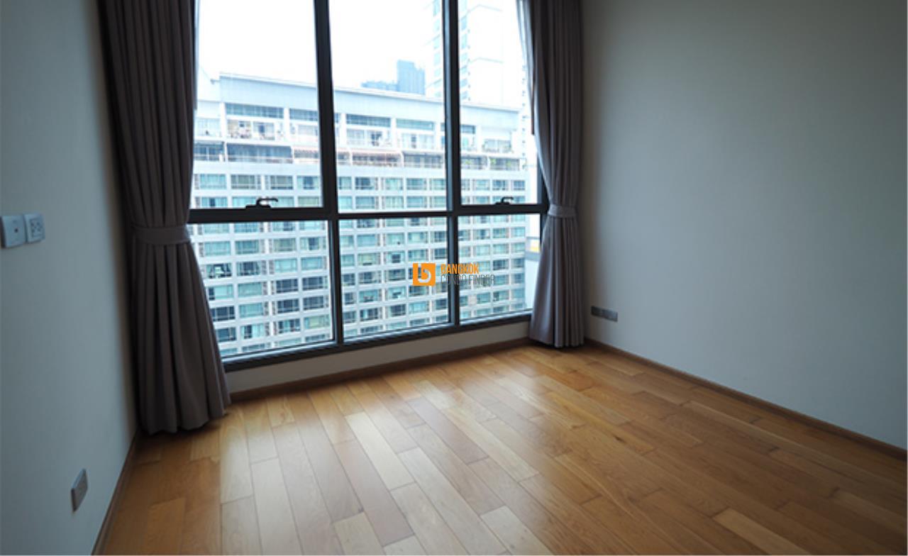 Bangkok Condo Finder Agency's Hyde Sukhumvit 13 Condominium for Rent 15