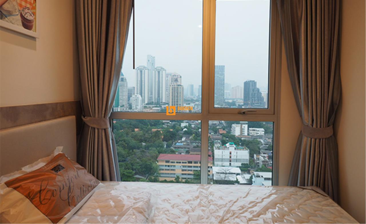 Bangkok Condo Finder Agency's Rhythm Sathorn-Narathiwas Condominium for Rent 19