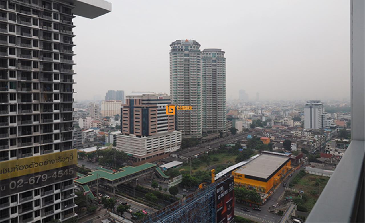 Bangkok Condo Finder Agency's Rhythm Sathorn-Narathiwas Condominium for Rent 22