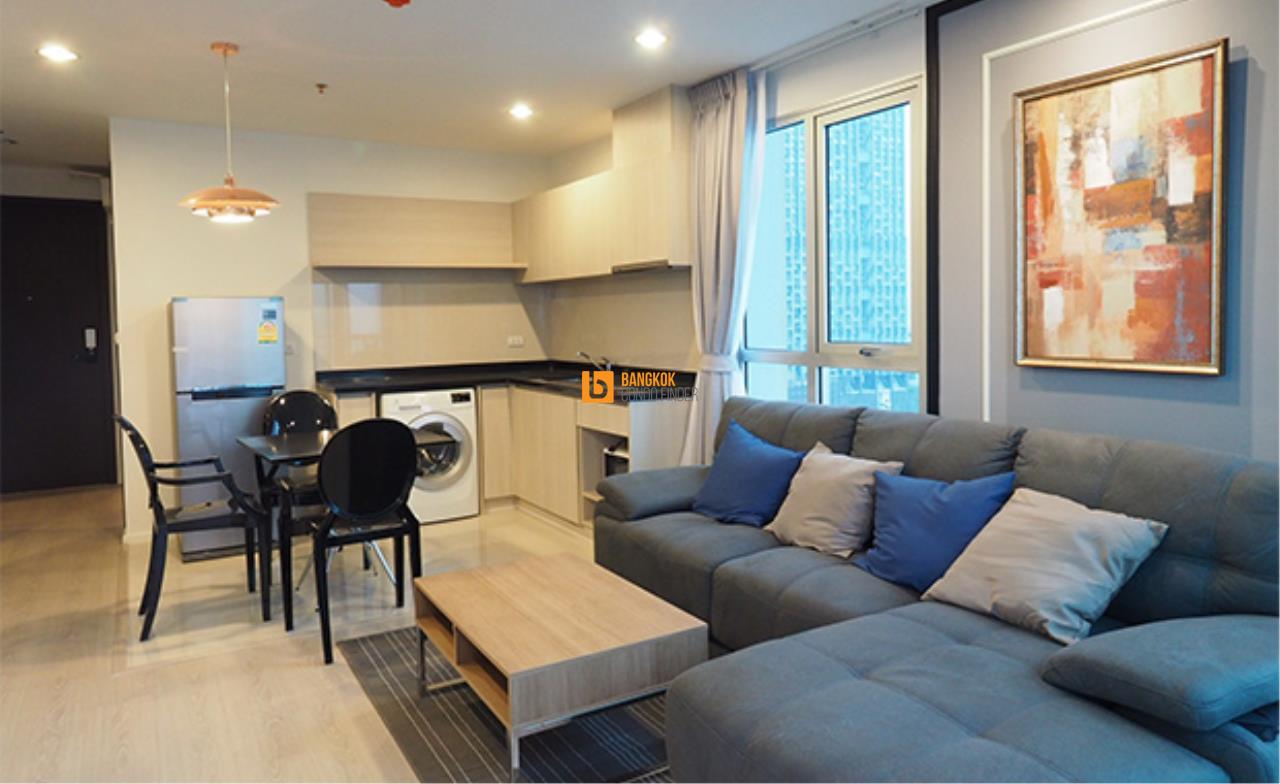 Bangkok Condo Finder Agency's Rhythm Sathorn-Narathiwas Condominium for Rent 4