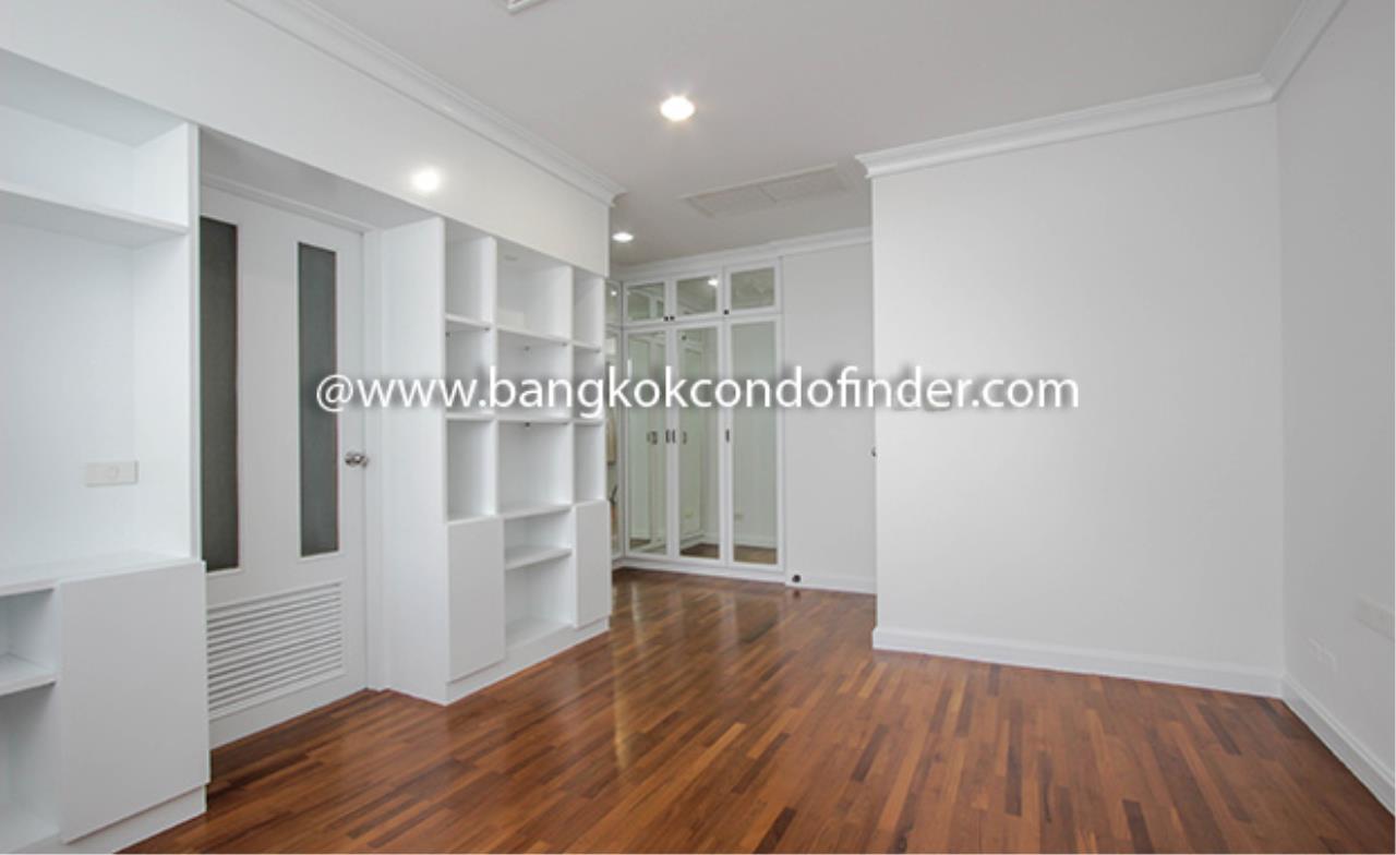 Bangkok Condo Finder Agency's Baan Yenarkard Condominium for Rent 5