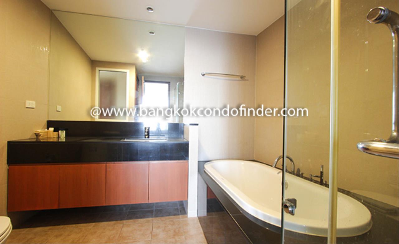 Bangkok Condo Finder Agency's Baan Rajprasong Condominium for Rent 2