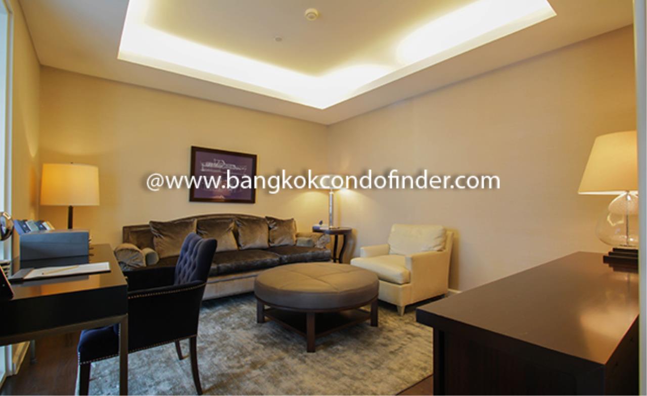 Bangkok Condo Finder Agency's Oriental Residence Bangkok 9