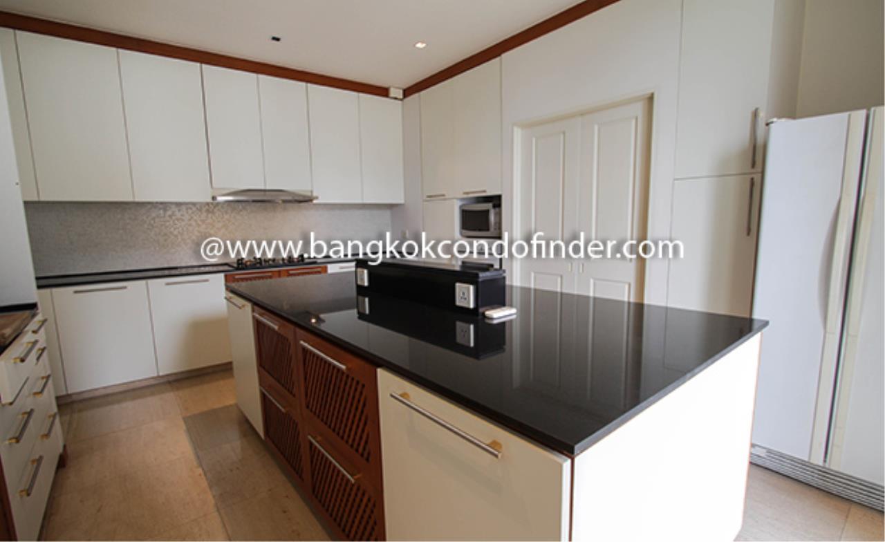 Bangkok Condo Finder Agency's Pimarn Sathorn Condominium for Rent 10
