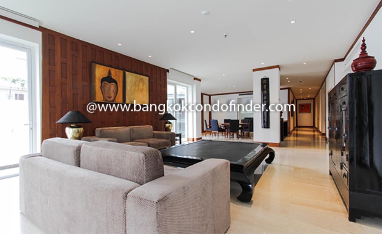 Bangkok Condo Finder Agency's Pimarn Sathorn Condominium for Rent 1