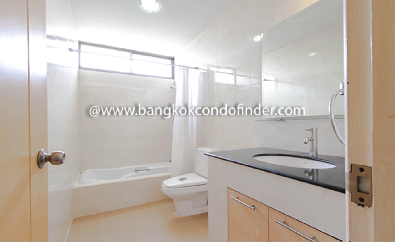 Bangkok Condo Finder Agency's Mitr Mansion Condominium for Rent 5