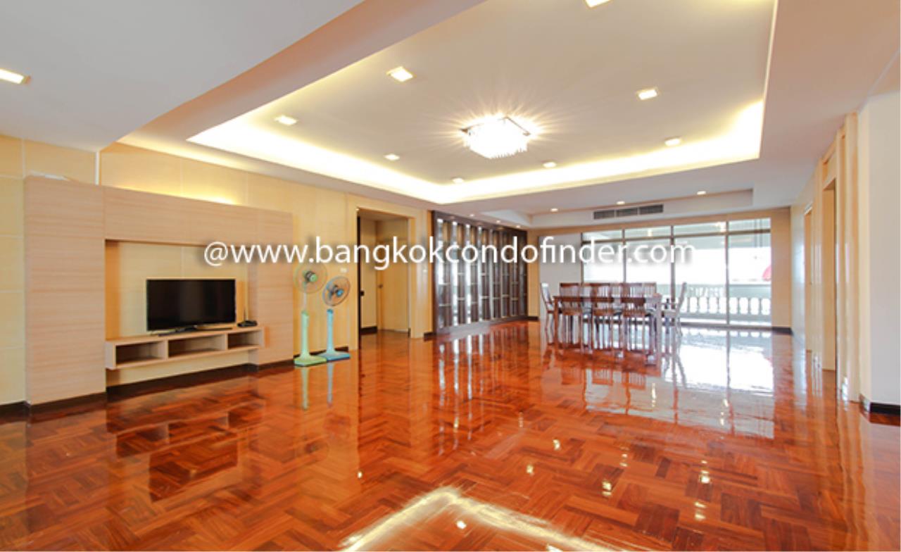 Bangkok Condo Finder Agency's Mitr Mansion Condominium for Rent 11