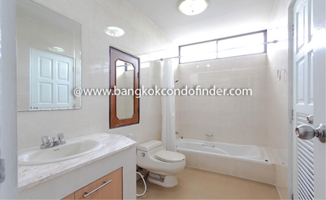 Bangkok Condo Finder Agency's Mitr Mansion Condominium for Rent 3