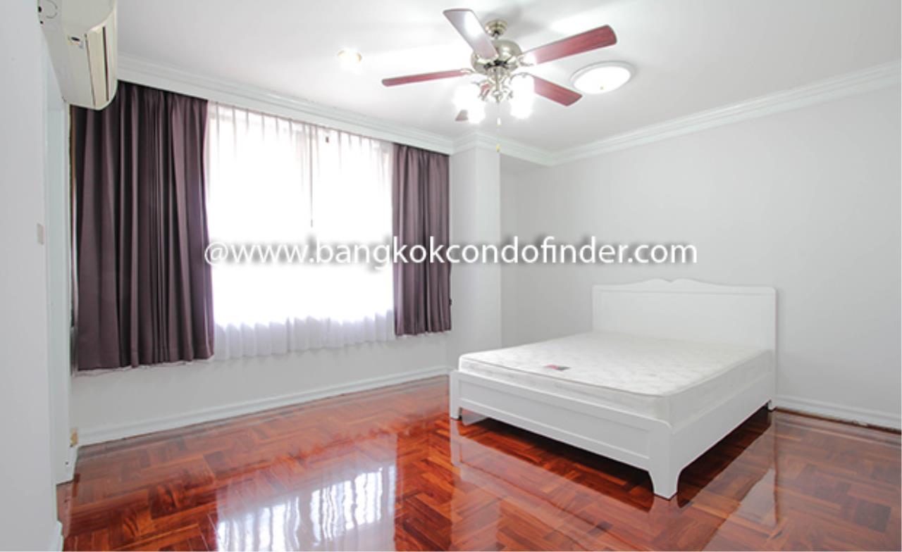 Bangkok Condo Finder Agency's Mitr Mansion Condominium for Rent 6