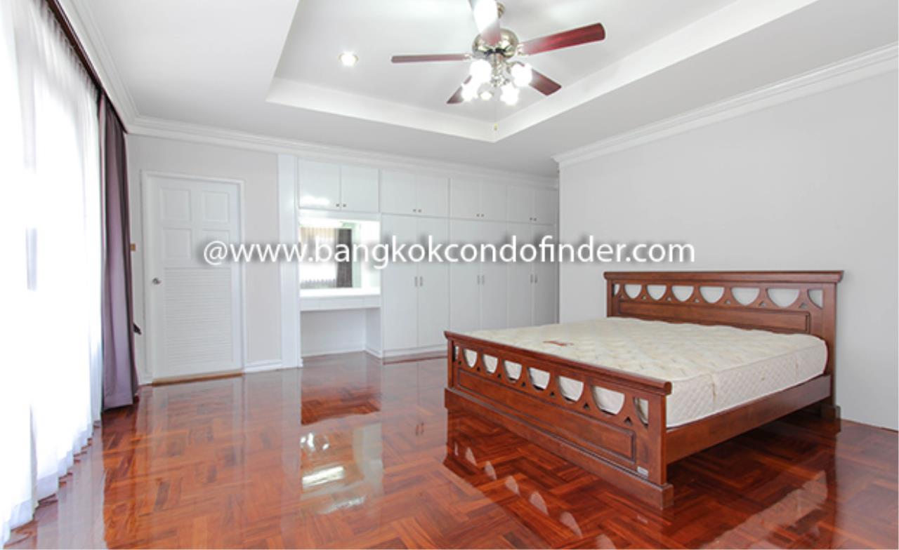 Bangkok Condo Finder Agency's Mitr Mansion Condominium for Rent 7