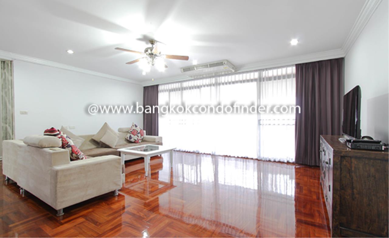 Bangkok Condo Finder Agency's Mitr Mansion Condominium for Rent 1