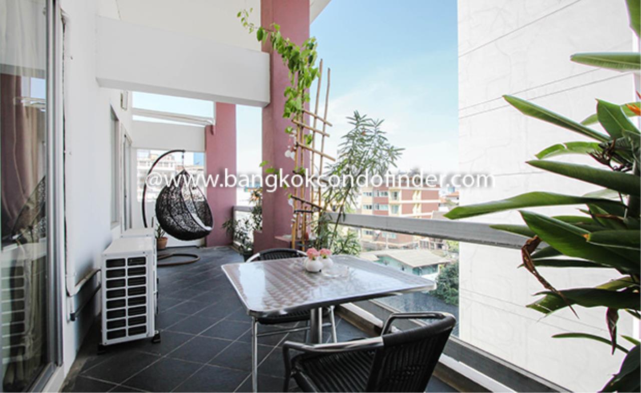 Bangkok Condo Finder Agency's Baan Sabai Rama 4 Condominium for Rent 2