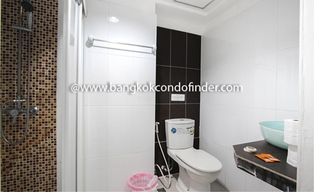 Bangkok Condo Finder Agency's Baan Sabai Rama 4 Condominium for Rent 3