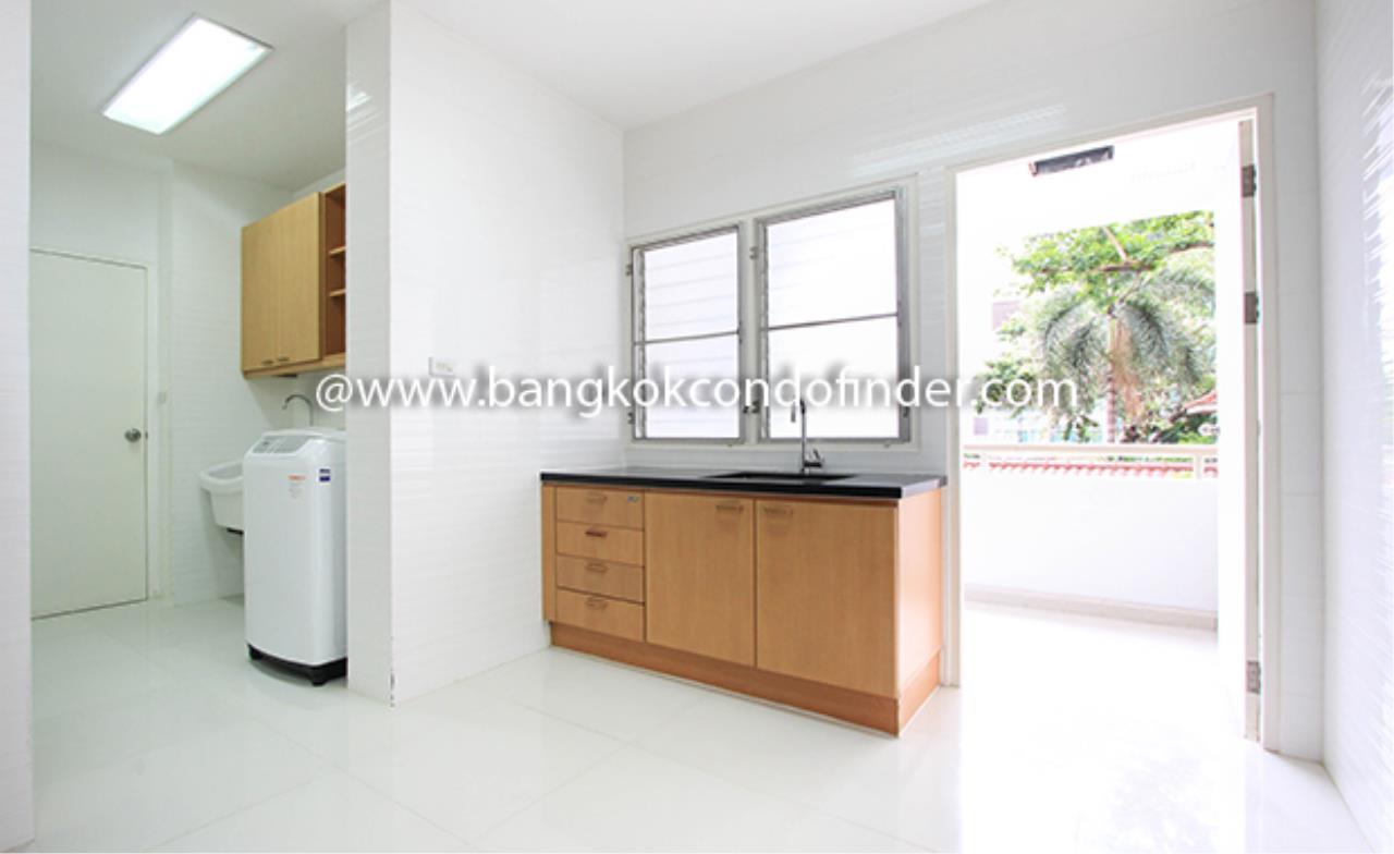 Bangkok Condo Finder Agency's Baan Phansiri Apartment for Rent 6