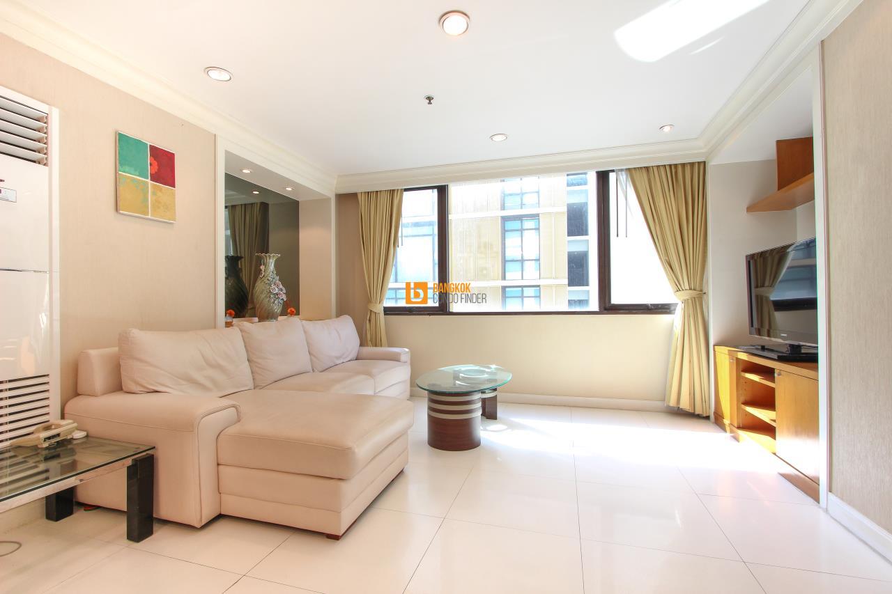Bangkok Condo Finder Agency's The Royal Place 1 Condominium for Rent 1