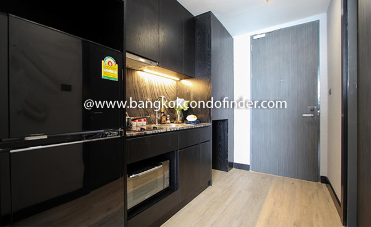 Bangkok Condo Finder Agency's Silver Thonglor Apartment for Rent 4