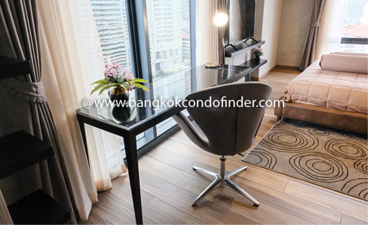 Bangkok Condo Finder Agency's The Lofts Asoke Condominium for Rent 6