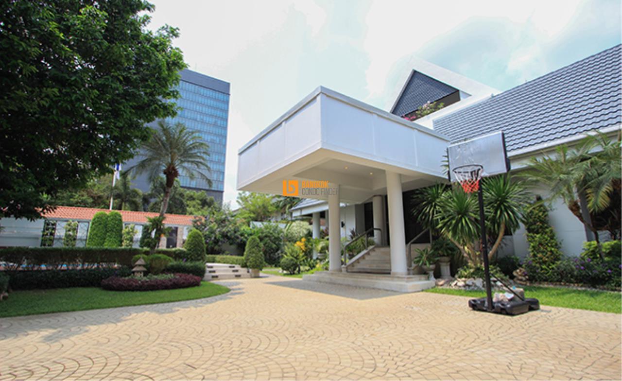 Bangkok Condo Finder Agency's House for Rent in Soi Nang Linchi 2 1