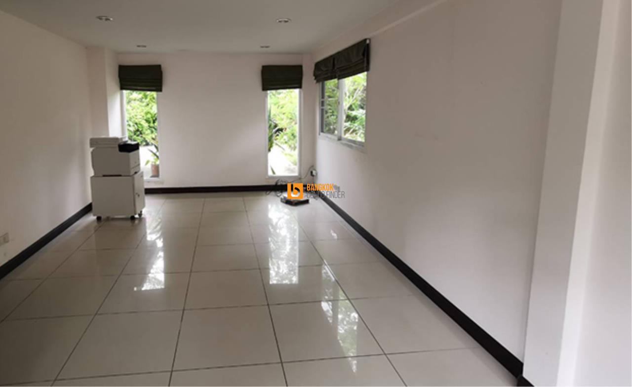 Bangkok Condo Finder Agency's Baan Yossoonthorn House for Rent 13