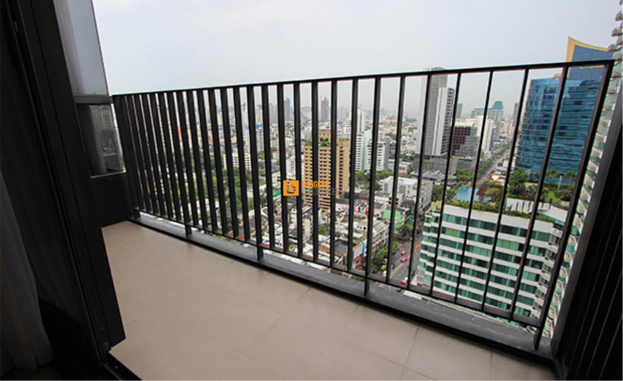 Bangkok Condo Finder Agency's HQ Thonglor by Sansiri Condominium for Rent 17