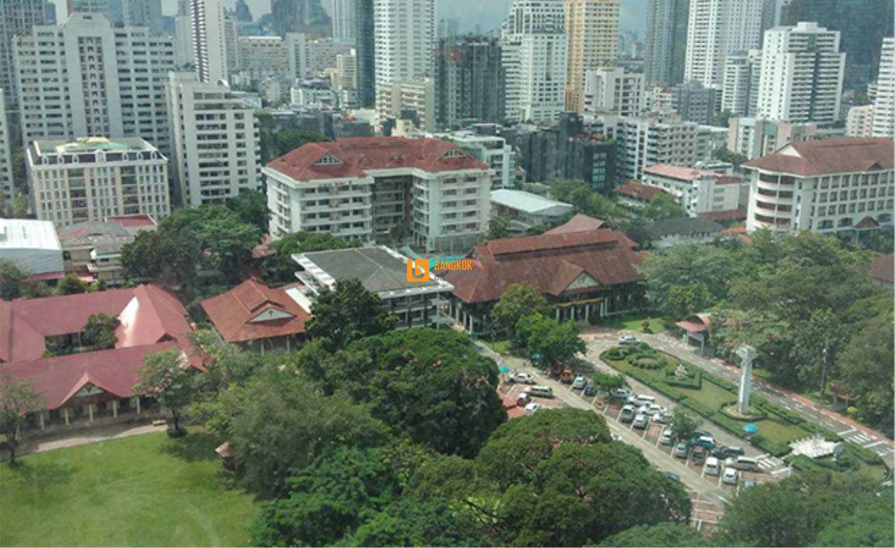 Bangkok Condo Finder Agency's The Esse Asoke Condominium for Rent 11
