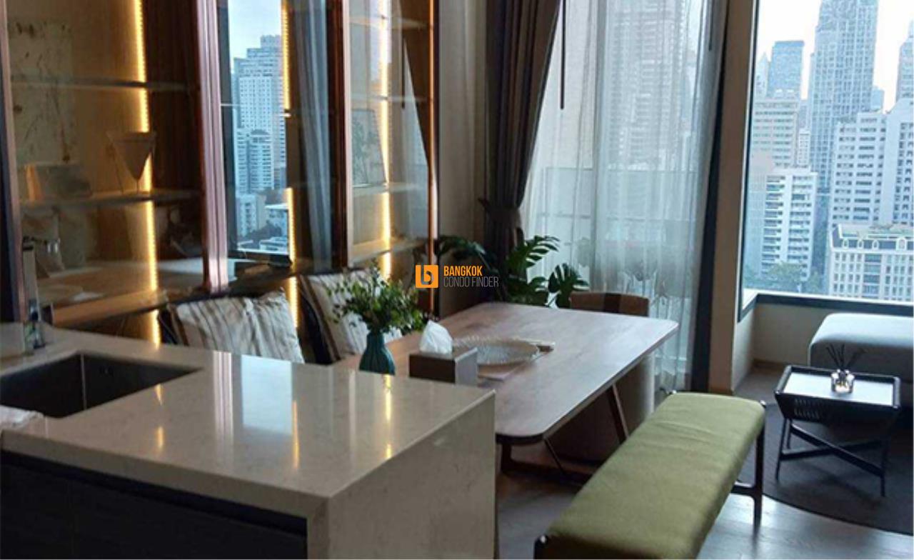 Bangkok Condo Finder Agency's The Esse Asoke Condominium for Rent 2