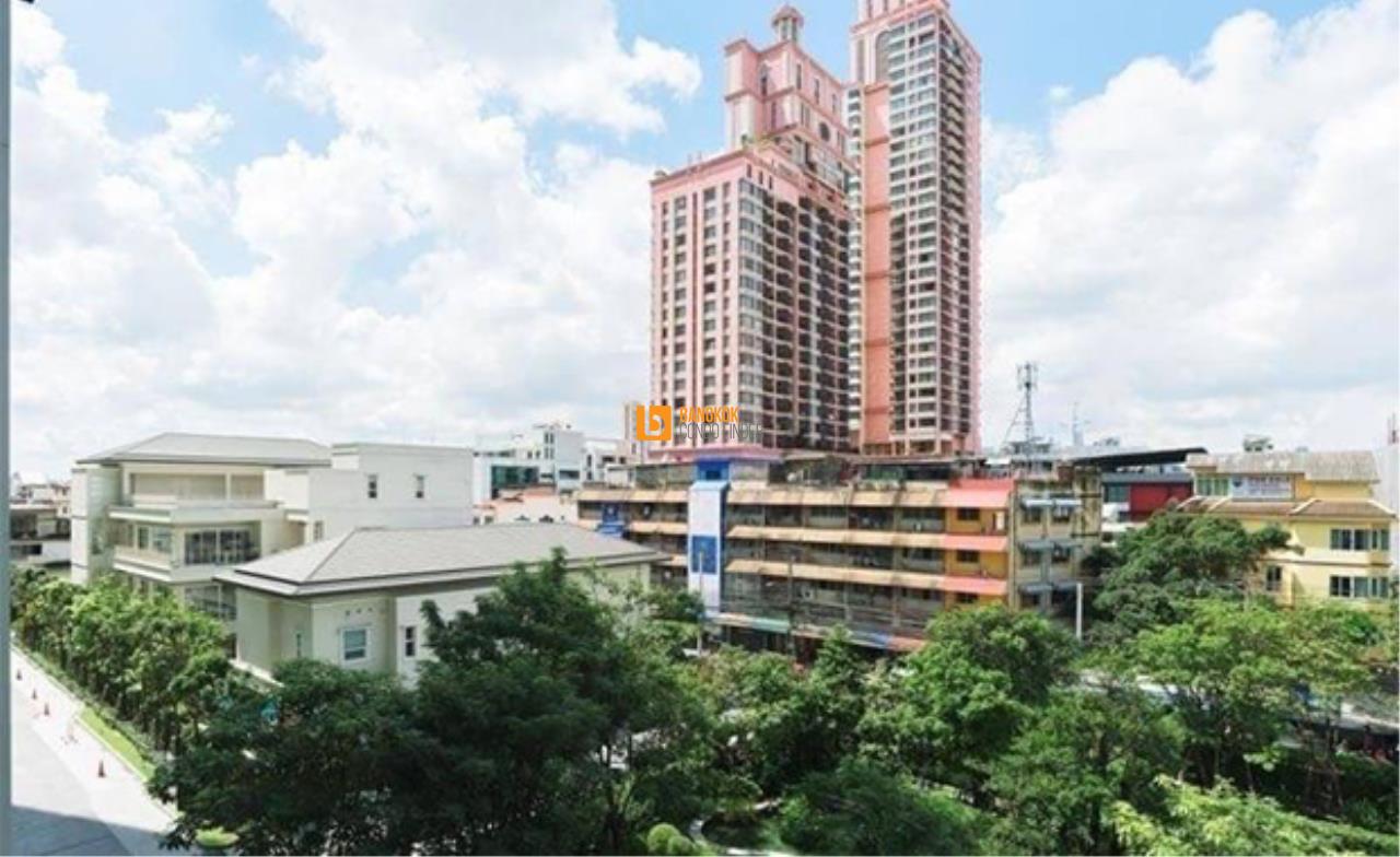 Bangkok Condo Finder Agency's Park 24 Condominium for Rent 15