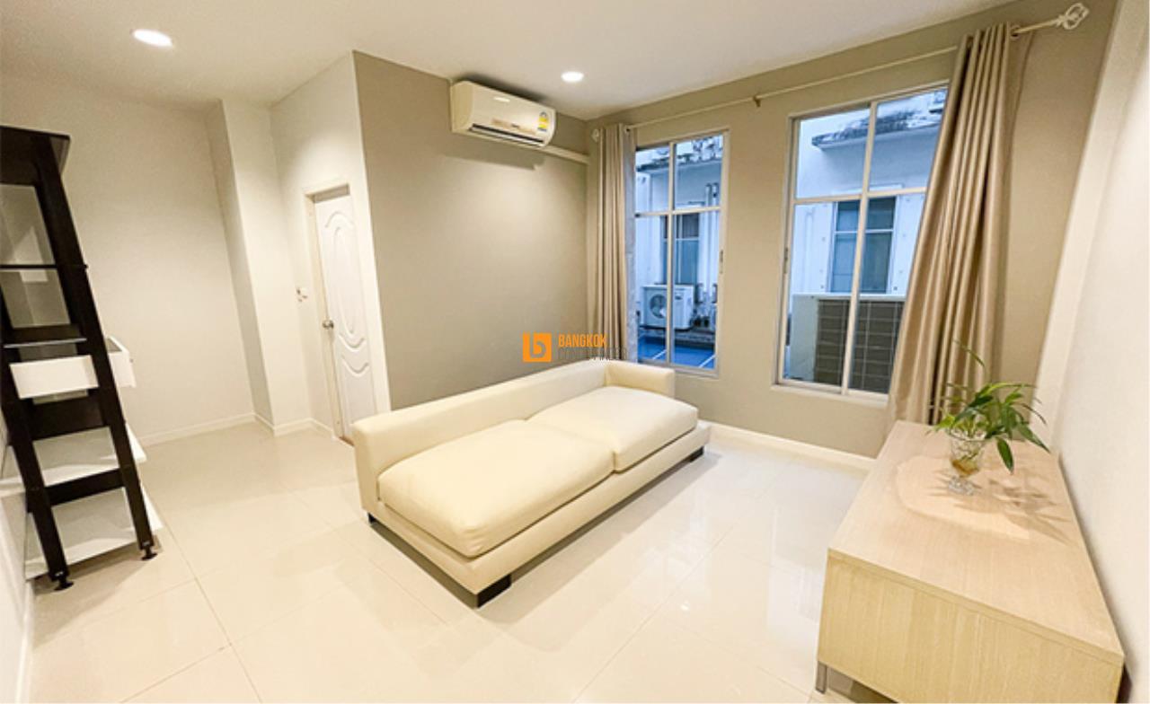 Bangkok Condo Finder Agency's Baan Klang Krung Grand Vienna Rama 3 Townhouse for Rent 5