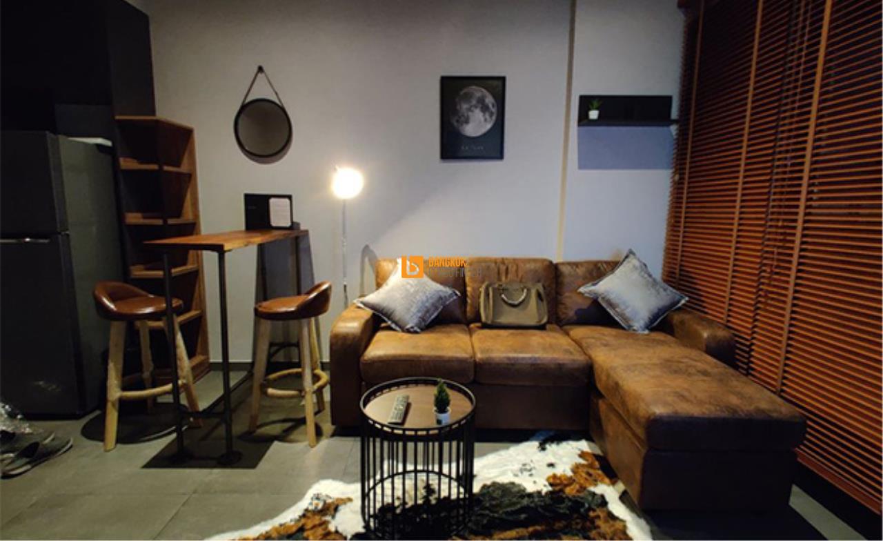 Bangkok Condo Finder Agency's The Lofts Asoke Condominium for Rent 2